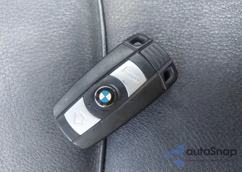 2011 BMW 328I xDrive из США, поврежденный, VIN WBAPK7C57BA973251